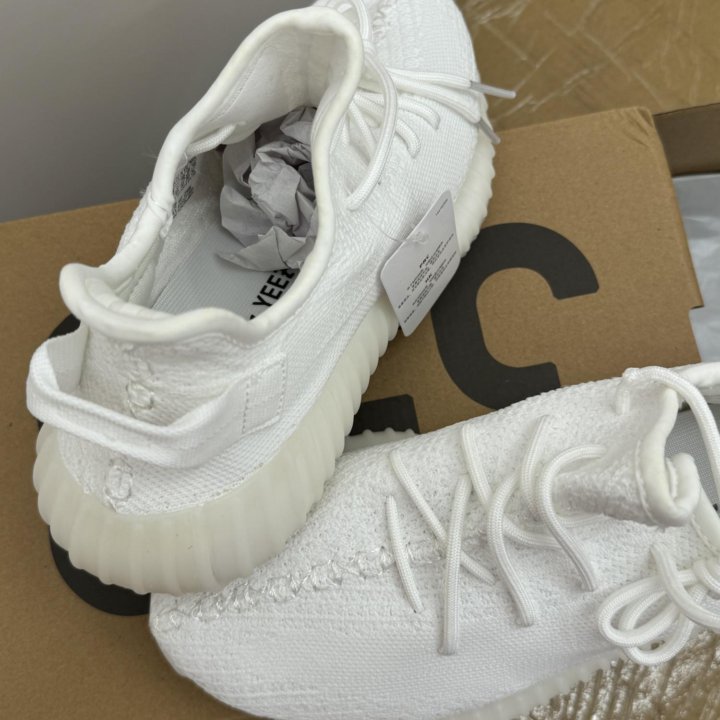 Кроссовки adidas Yeezy boost 350