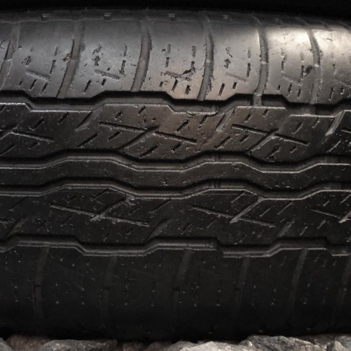 225/65/17 Bridgestone Dueler H/T 687. 4шт