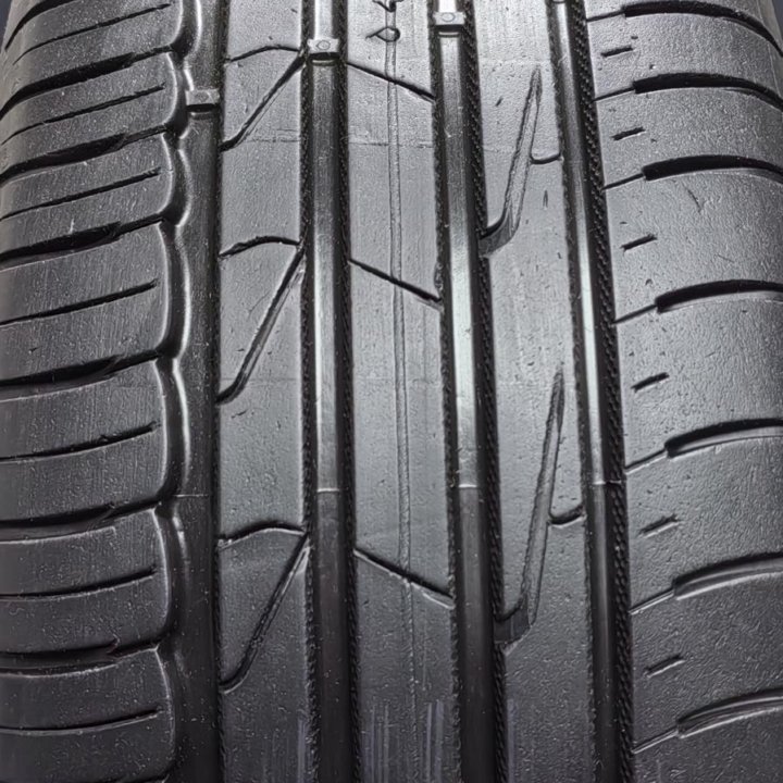 185/55R15 86V Nokian Hakka Blu e3 одна