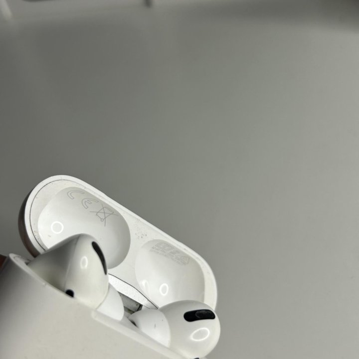 Airpods Pro оригинал с reStore