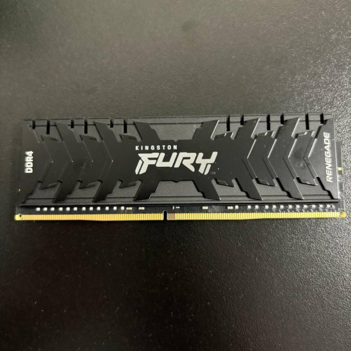 DDR4 Kingston Fury Renegade 16gb x1