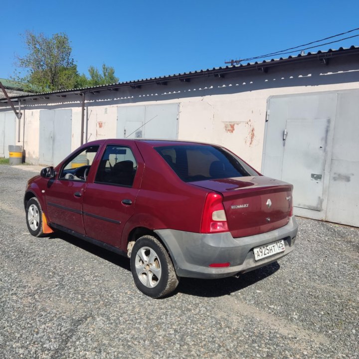 Renault Logan, 2012