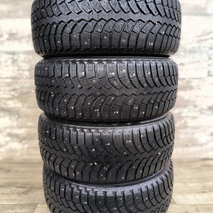 235/55/18, Bridgestone Spike 01, 4 шт