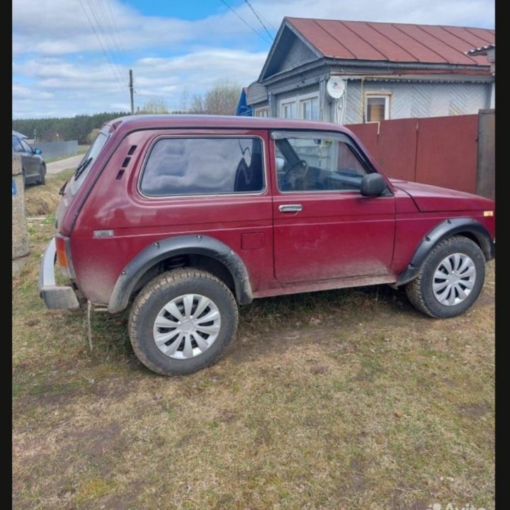 ВАЗ (Lada) Niva (4x4/Legend), 2001