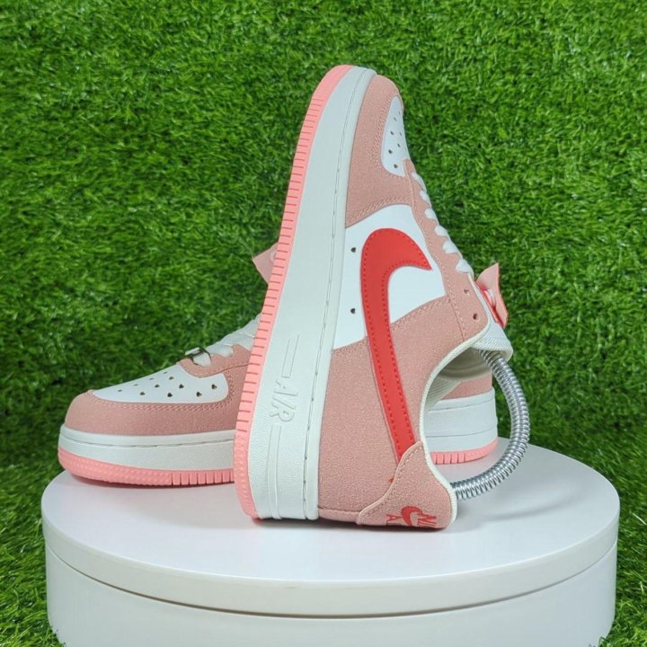 Кроссовки Nike Air Force 1 Valentines Day