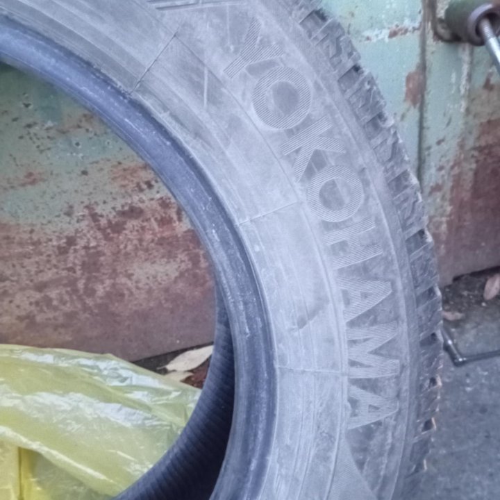 Yokohama 225/65R17