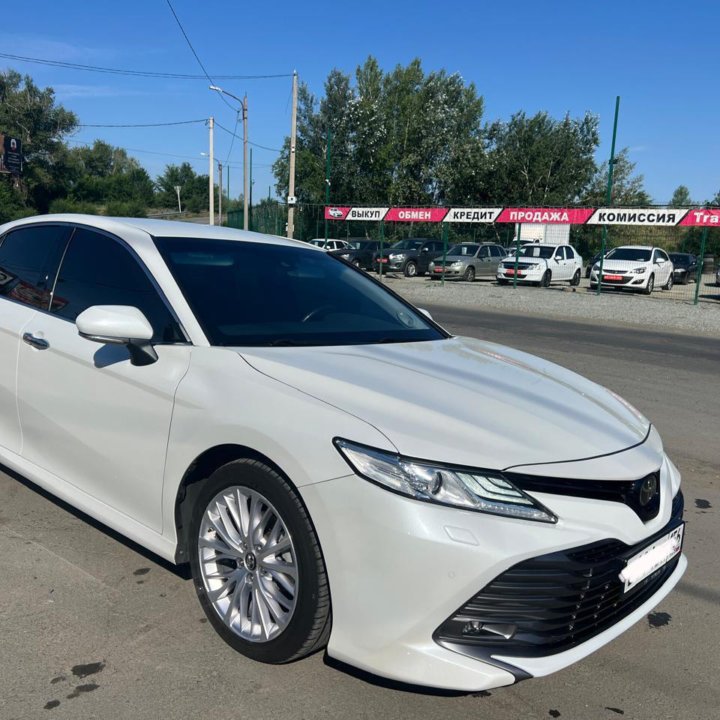 Toyota Camry, 2018