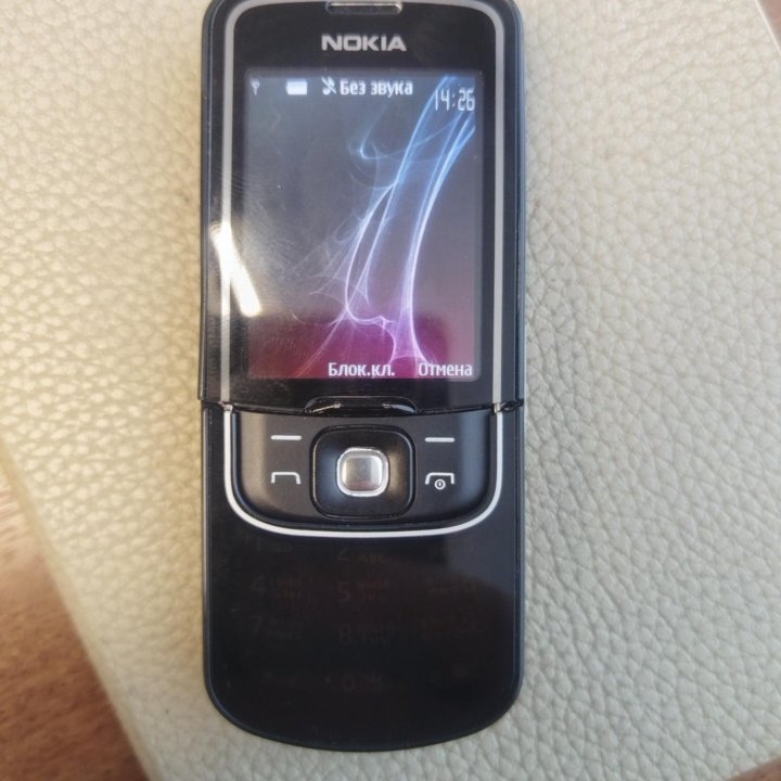 Телефон Nokia 8600