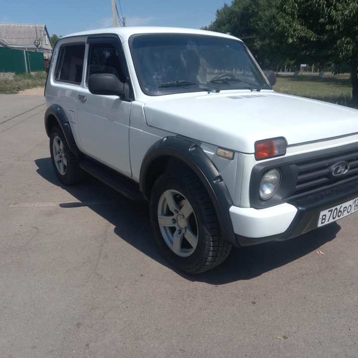 ВАЗ (Lada) Niva (4x4/Legend), 2013