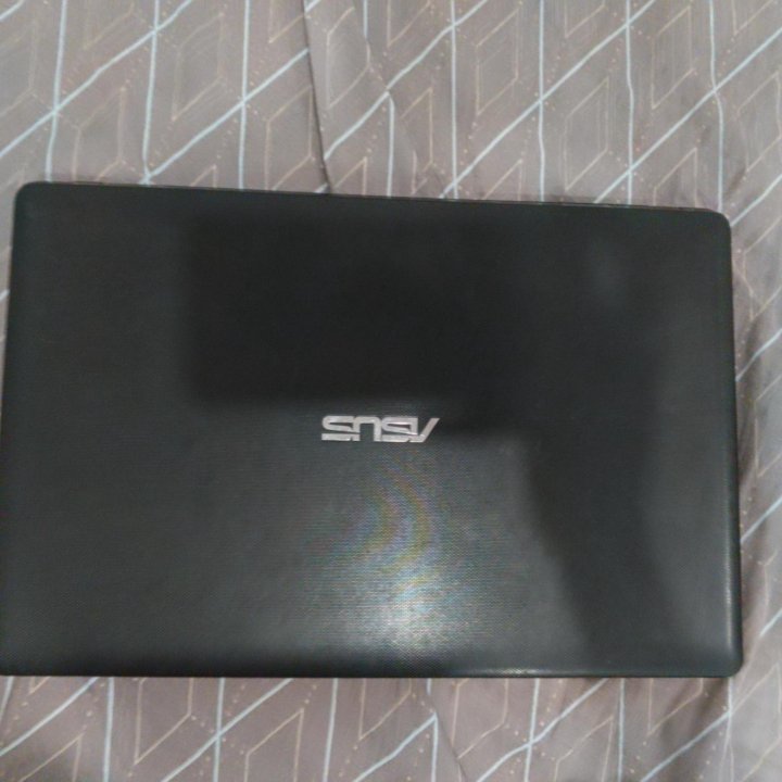 Ноутбук Asus X552M