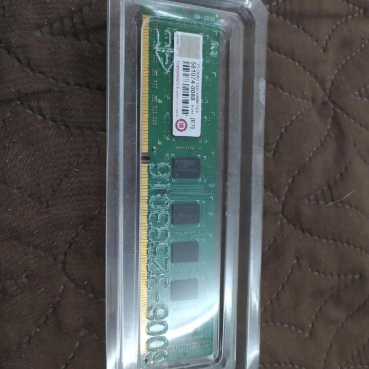 Оперативная память. DDR3. 2Gb. Новая. В упаковке.