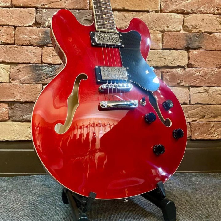 Электрогитара eart 335 Gloss Red