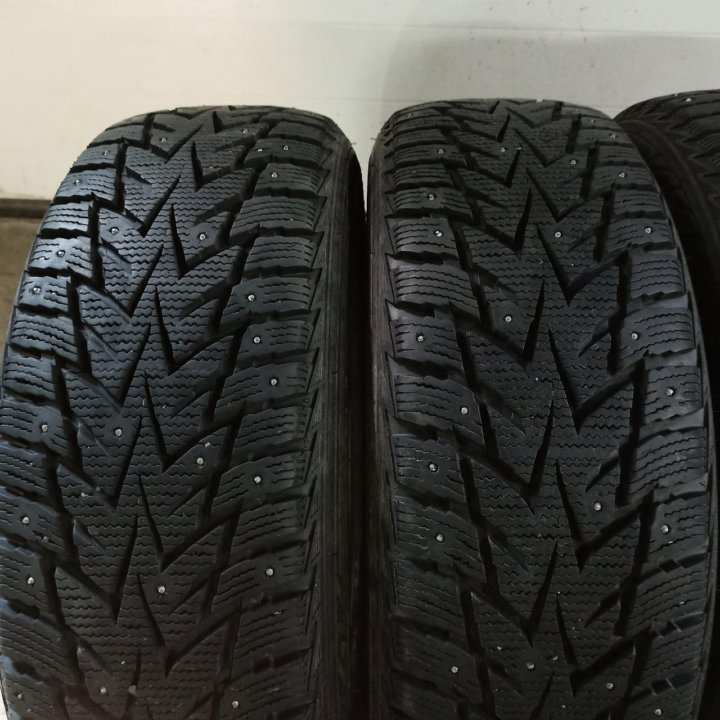 225/60R17 Nexen Winguard WinSpike WS62 (7725)