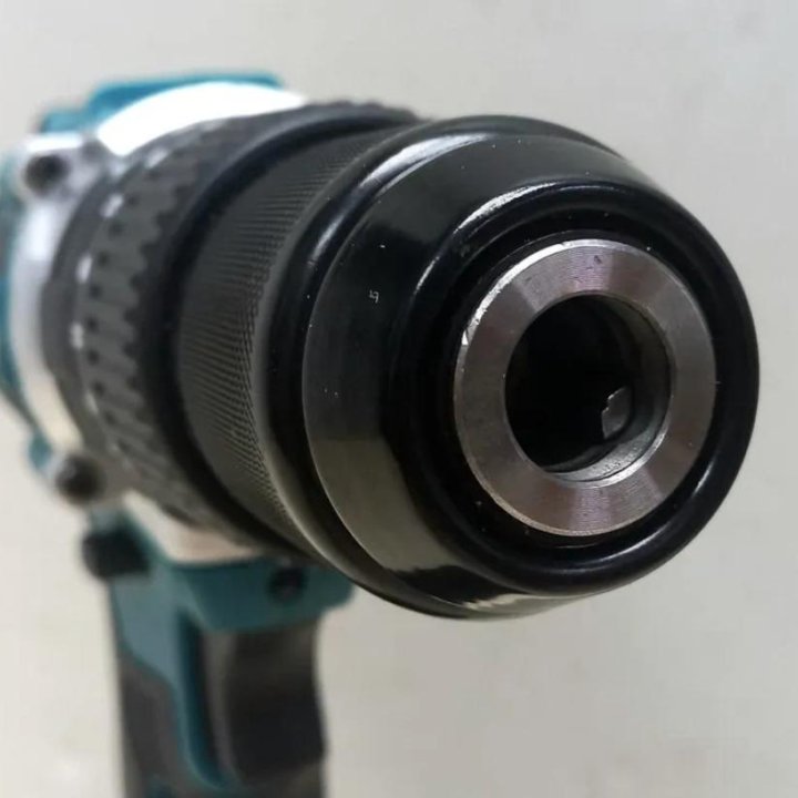 Дрель-шуруповерт Makita 21v бесщеточный ударный