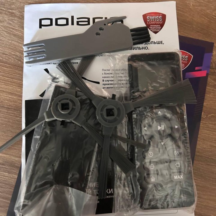 Робот пылесос Polaris
