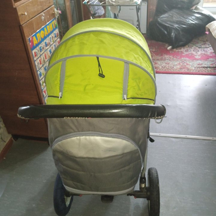 Детская коляска