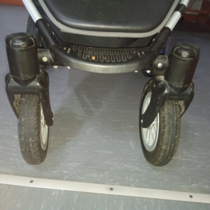 Детская коляска