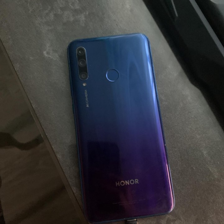 Honor 10i