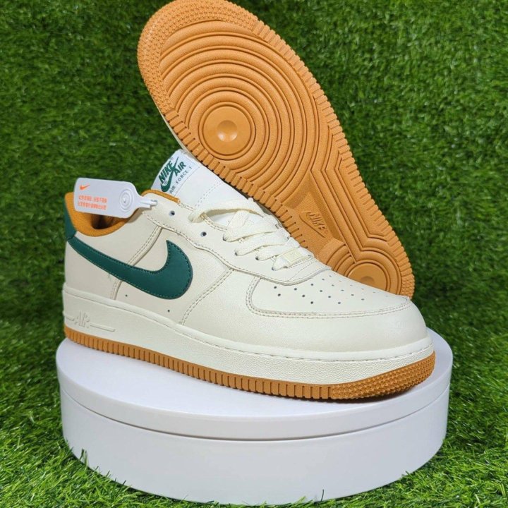 Кроссовки Nike Air Force 1