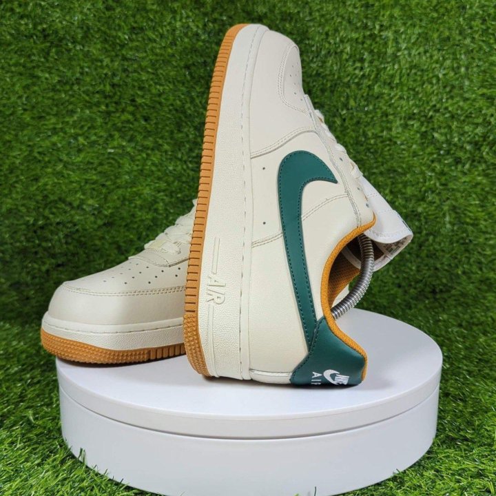 Кроссовки Nike Air Force 1