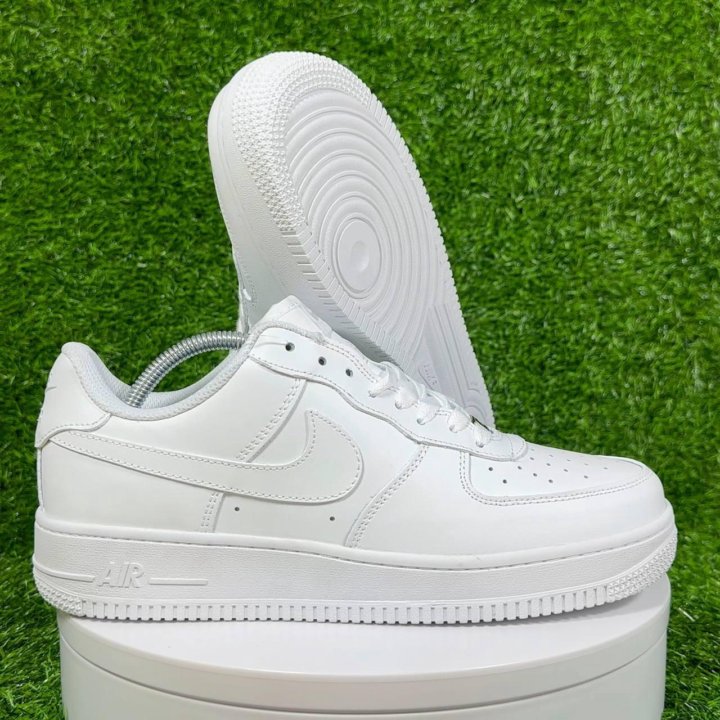 Кроссовки Nike Air Force 1