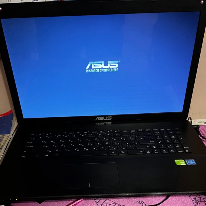 Ноутбук asus