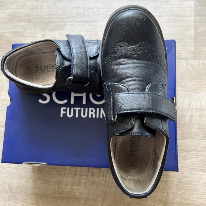 Ботинки школьные