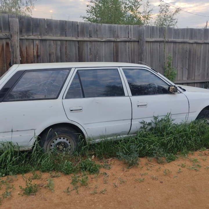 Toyota Corona, 1991