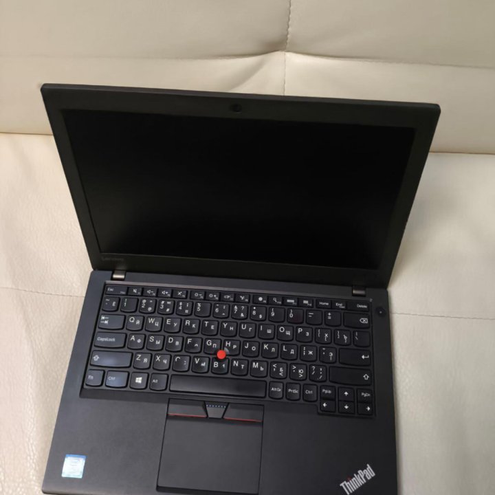 Lenovo thinkpad x260 FHD, Core i5 6200u/8gb