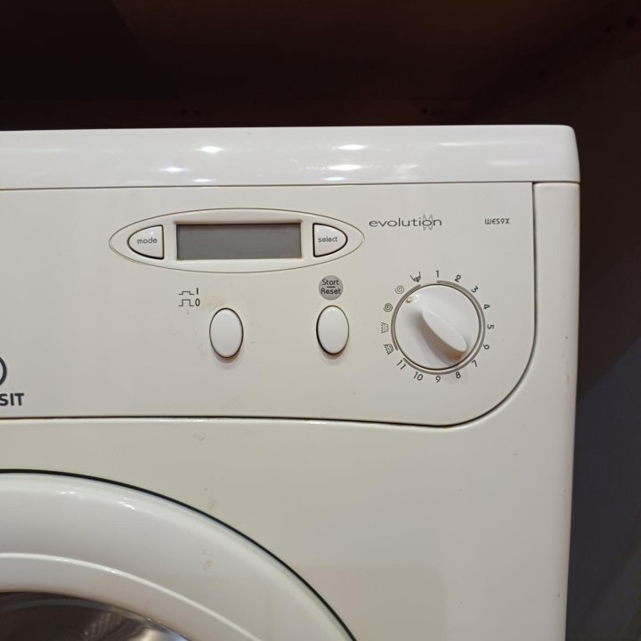 Стиральная машина indesit evolution wes9x