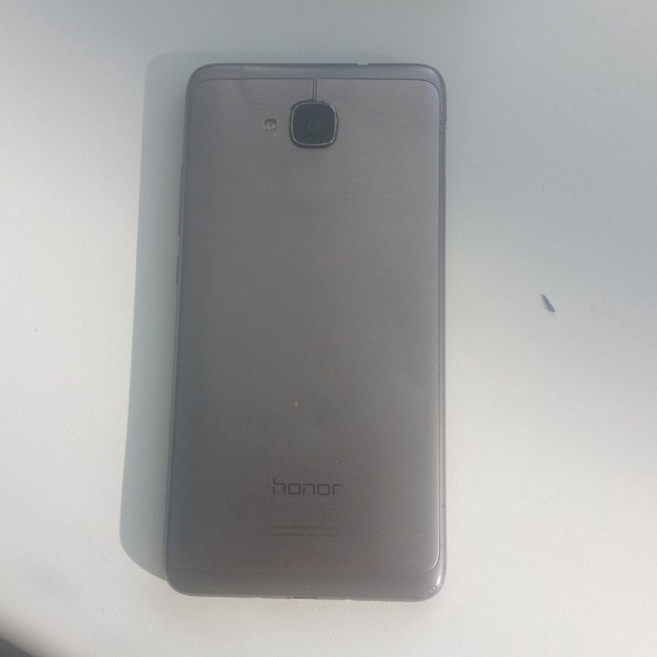 Телефон honor 5c