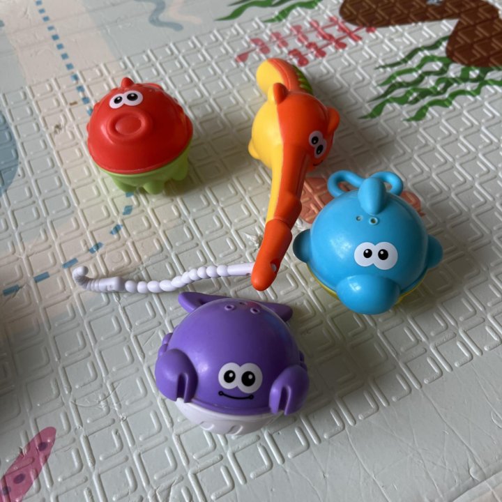 Игрушки для ванной