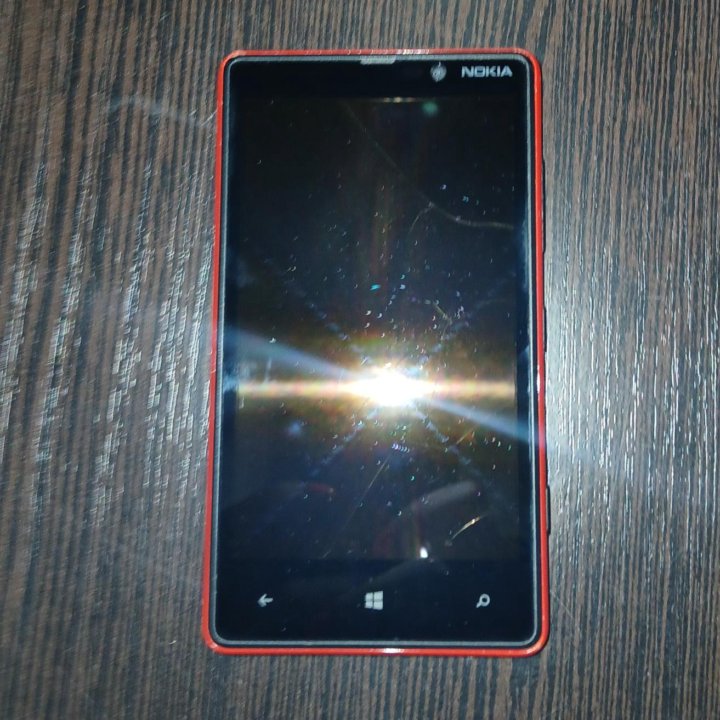 Nokia Lumia 820