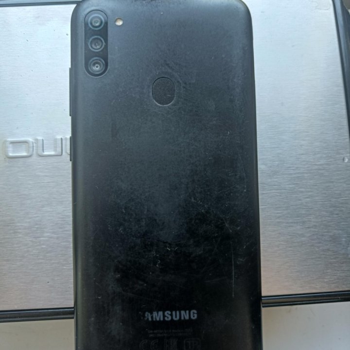 Samsung m11