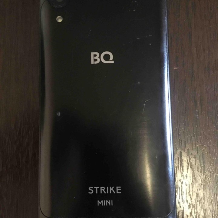 Телефон BQ Strike (г2200к)