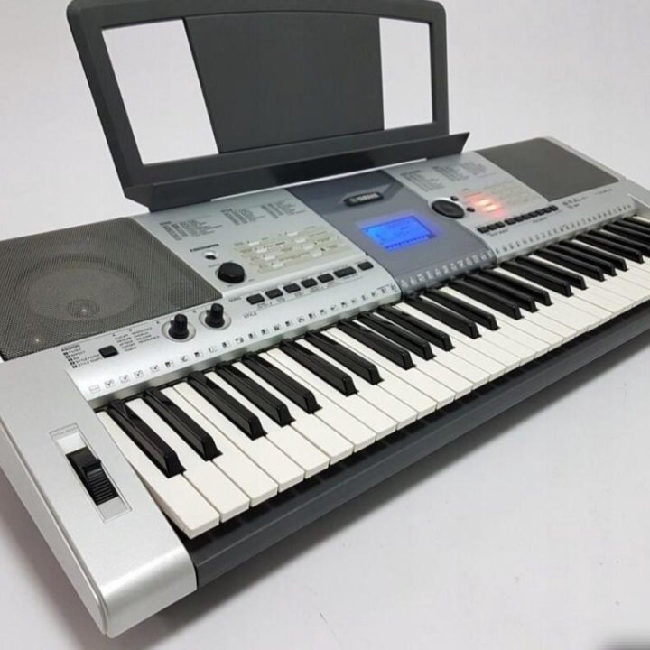 Синтезатор Yamaha PSR Е403