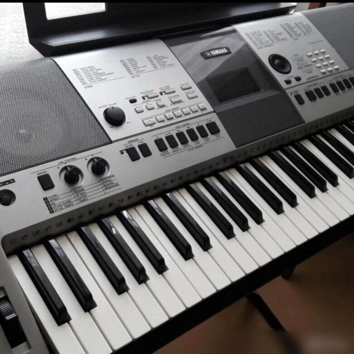 Синтезатор Yamaha PSR Е403