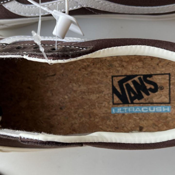 Кеды Vans шоколадного цвета