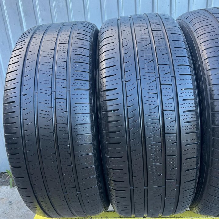 Летние шины Pirelli P8 + Annaite R18 2021г