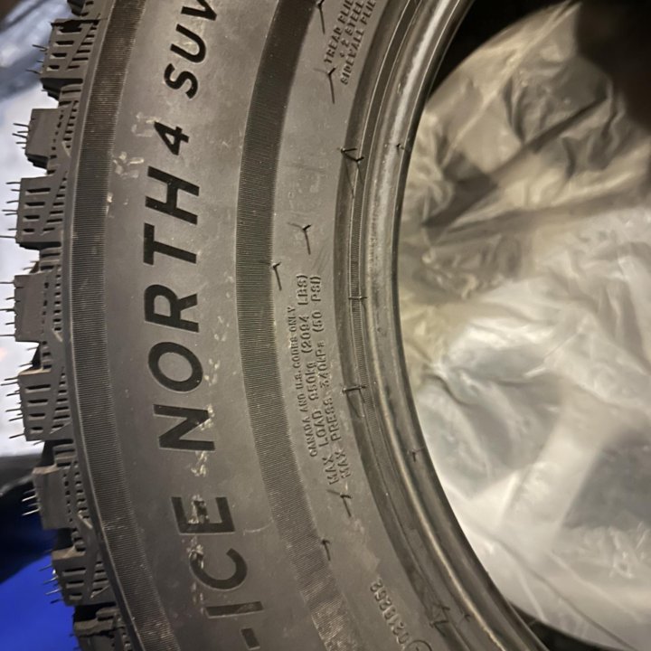 Michelin x ice north 4 225/65R17 новые