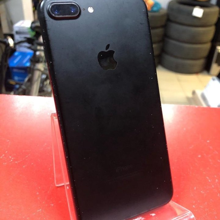 Смартфон Apple iPhone 7 Plus 32 ГБ