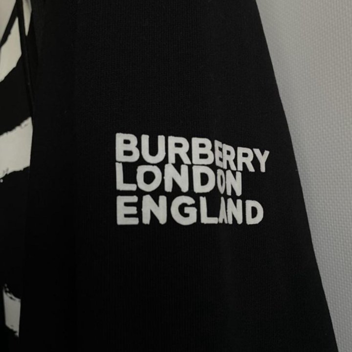 Burberry толстовка оригинал