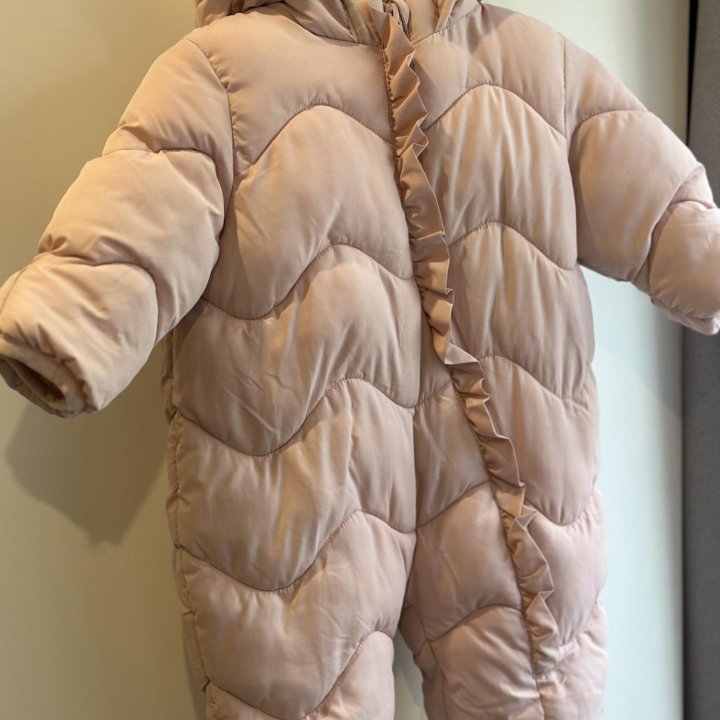 Демисезонный комбинезон для девочки