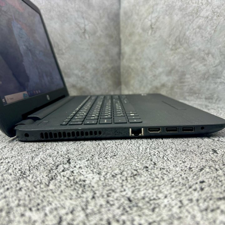 Ноутбук HP на Core i3-5005U/ видео 2 гб