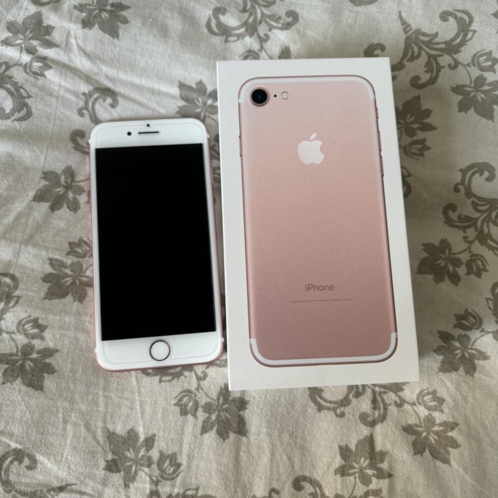 iPhone 7 32 гб розовый