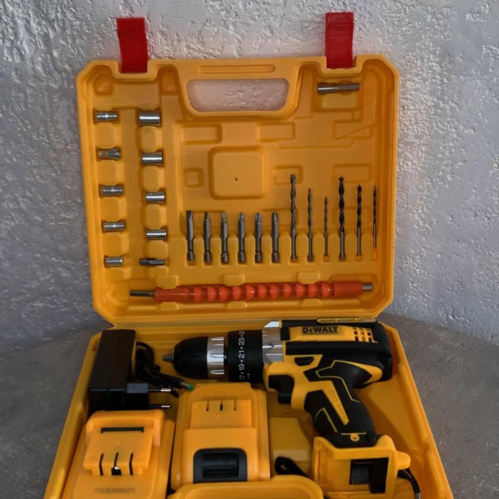 Шуруповерт DeWalt 21v