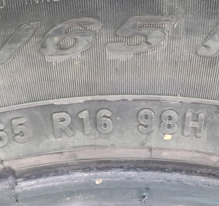 Шины Pirelli 215/65 R16