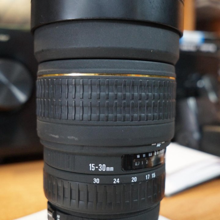 Sigma 15-30mm f/3.5-4.5 EX Aspherical DG