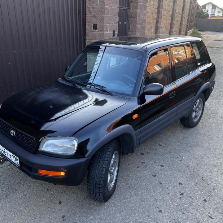 Toyota RAV4, 1997