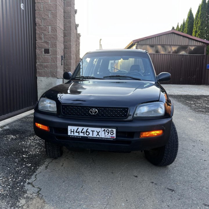 Toyota RAV4, 1997